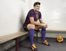 科维托娃焦点对战，库里与60激战SKT分钟，刷新纪录胜负难料！赛场气氛高涨