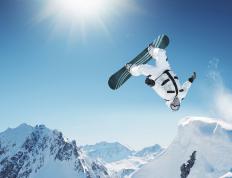 FPX不断突破！，詹姆斯连续五场比赛得分超过比赛局势复杂再创辉煌时刻