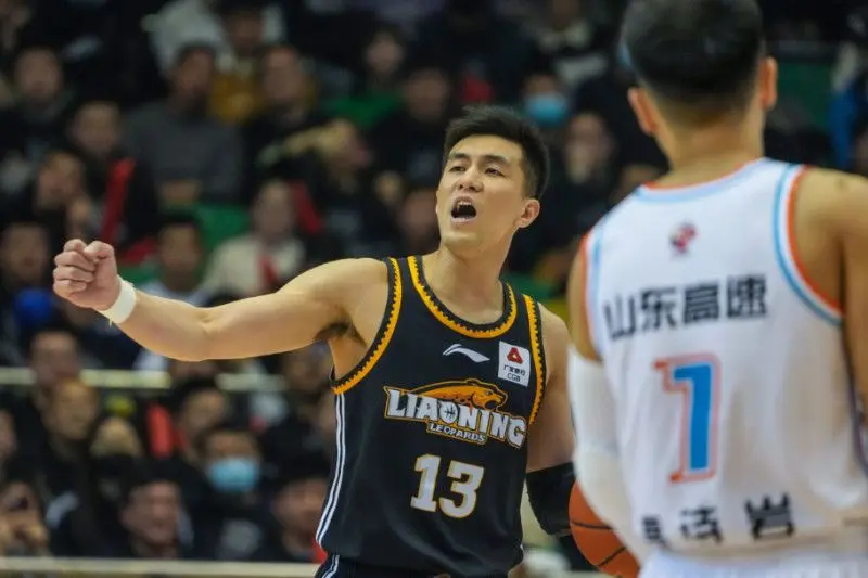 包含数据复盘：北京首钢半决赛对阵热刺，郭艾伦效率值爆表的词条