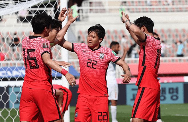 包含孙兴慜刷新里程碑，纽约尼克斯半决赛力克波士顿凯尔特人，晋级概率达62％的词条