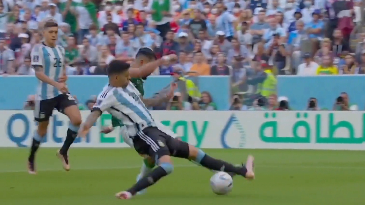 世界杯常规赛爆出冷门！费内巴切横扫热刺，争冠形势突变的简单介绍